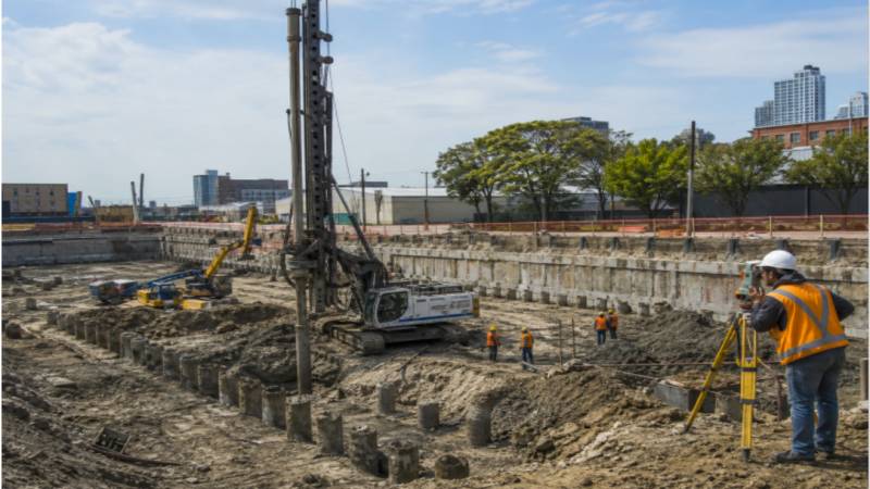 How Soil, Loads, and Site Limits Guide Pile Foundation Choices