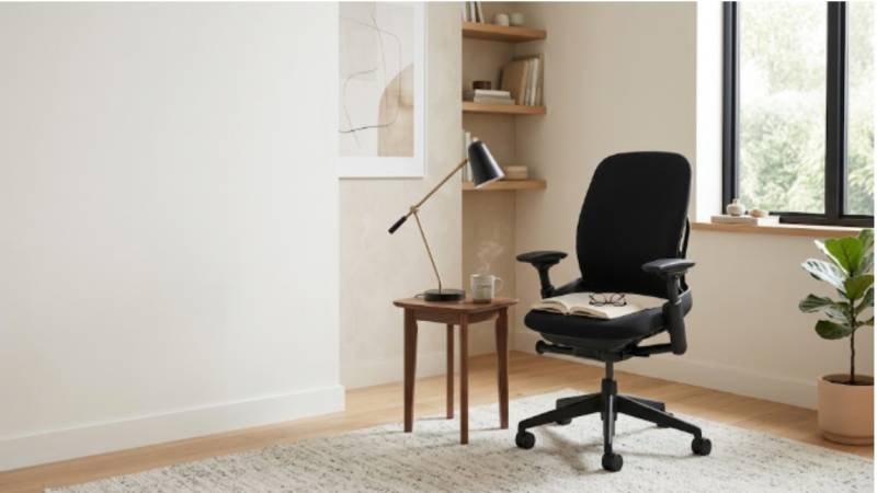 The Best Reading Chairs for Lasting Comfort and Proper Support